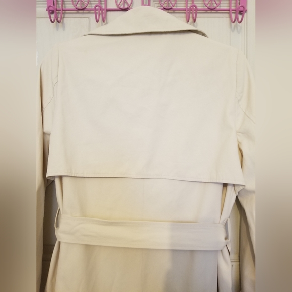 Style State Long Line Collared Trench Coat with Button and Pockets Beige Sz 8 - Picture 8 of 14